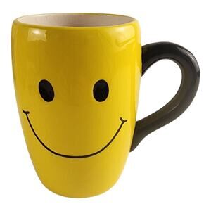 Vintage Cracker Barrel Smiley Face Coffee Mug